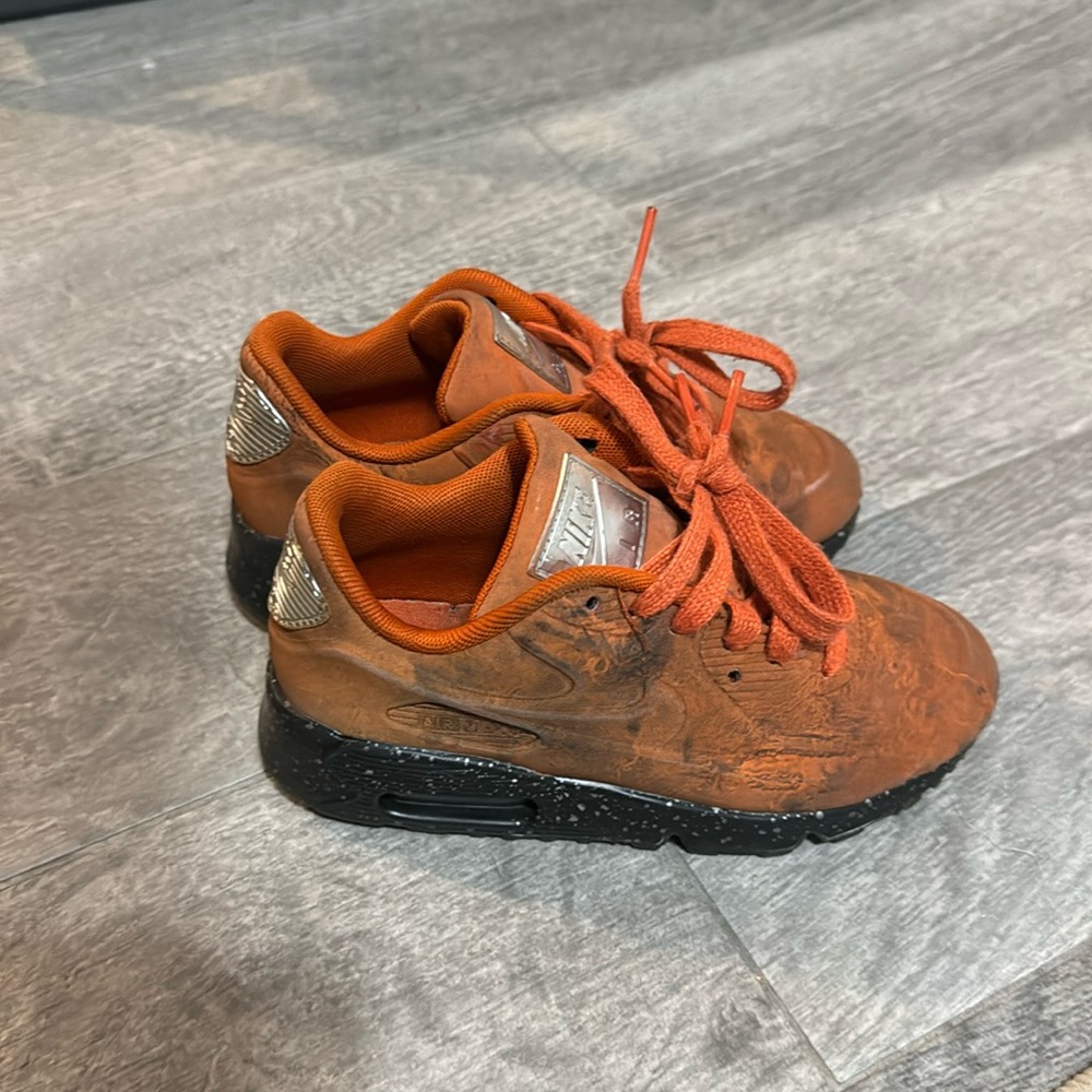 Nike Air Max 90 Mars Landing 12c Orange Black Reflective kids comfortable shoes